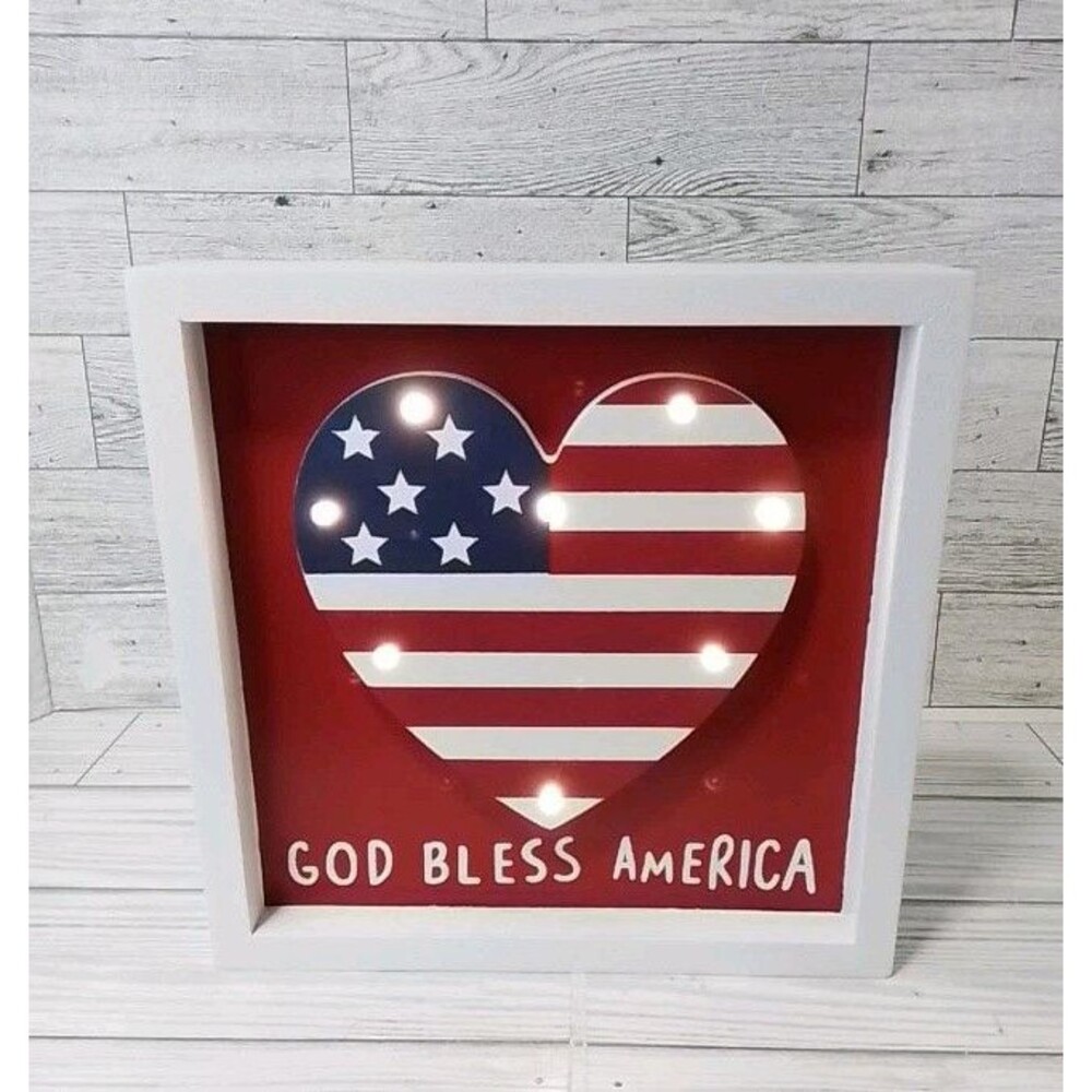 Patriotic God Bless America Heart Wooden Light Up Table Decor